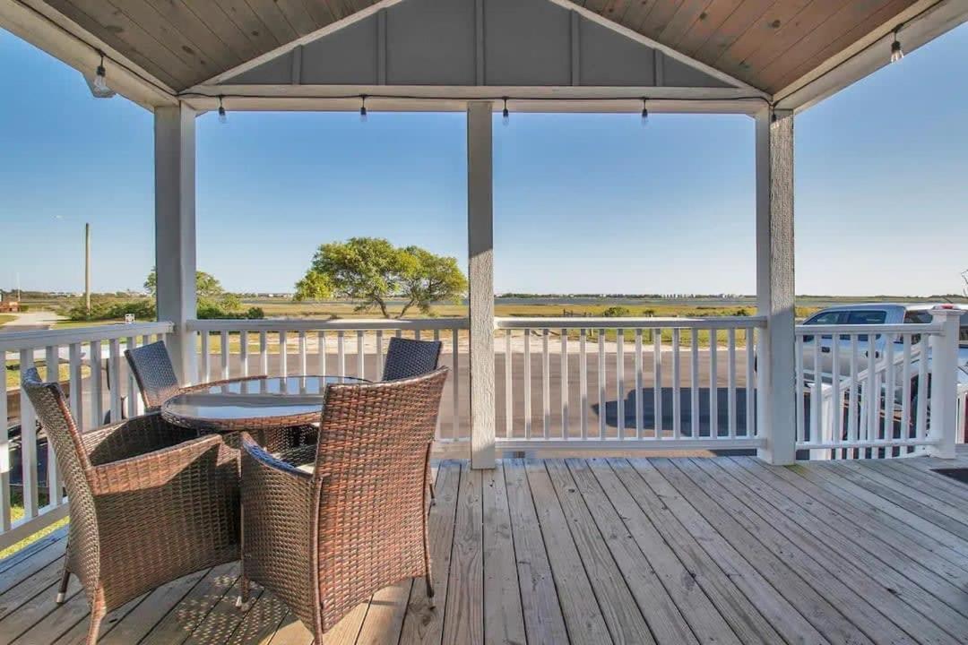 Surf City 2Br Park Home With Waterfront View And Parking 外观 照片