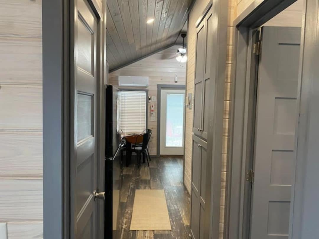 Surf City 2Br Park Home With Waterfront View And Parking 外观 照片